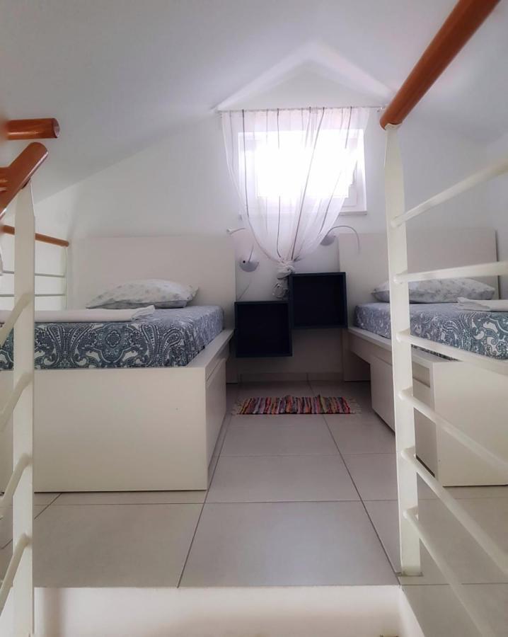 Apartmani Vrancic Mandre Zewnętrze zdjęcie