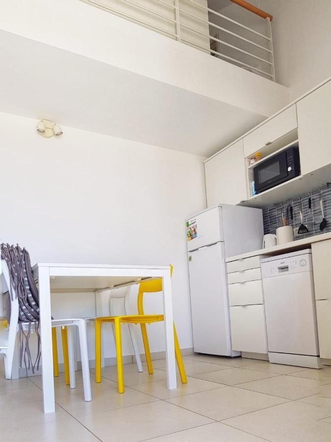 Apartmani Vrancic Mandre Zewnętrze zdjęcie